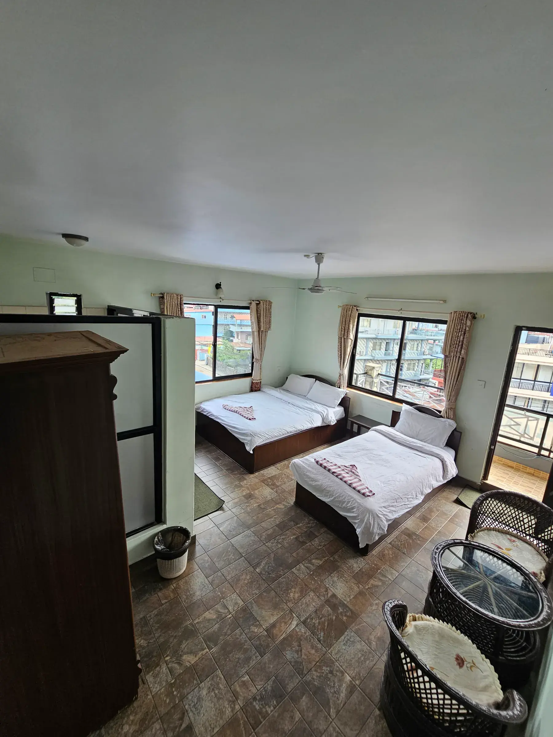 Apartment 3 bedroom with two beds and a private balcony